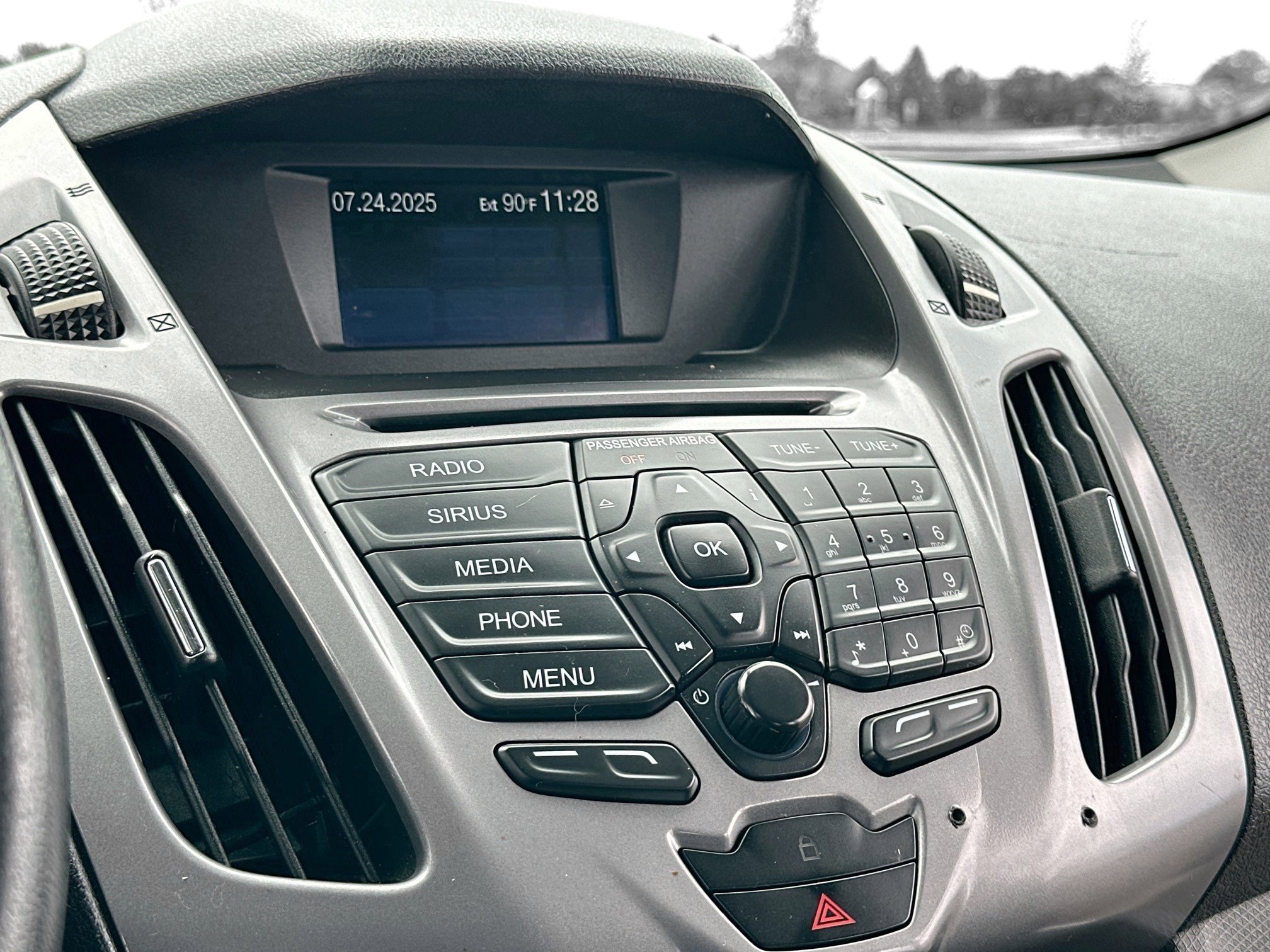 Used 2016 Ford Transit Connect XLT image 10