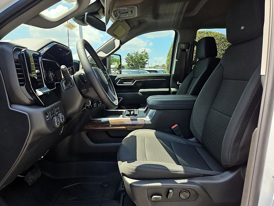 New 2026 Chevrolet Silverado 2500 LT w/ Trail Boss Package AWD/4WD image 10