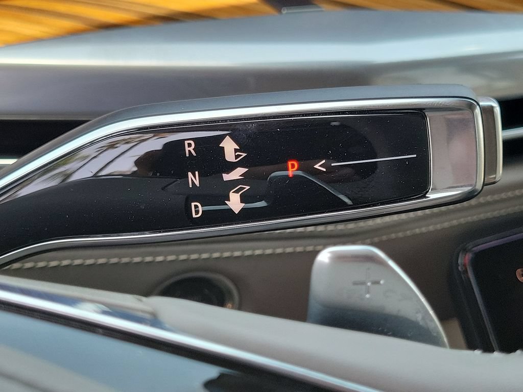 Certified 2025 Cadillac Escalade Sport Platinum AWD/4WD image 16