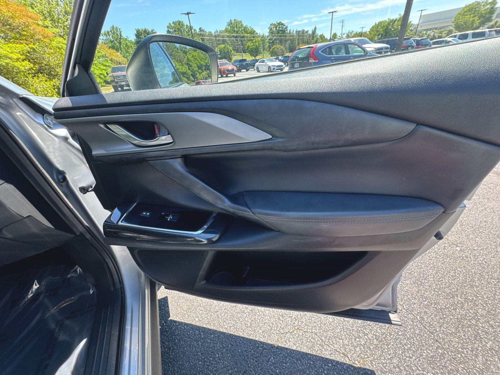 Used 2018 MAZDA CX-9 Touring FWD image 34