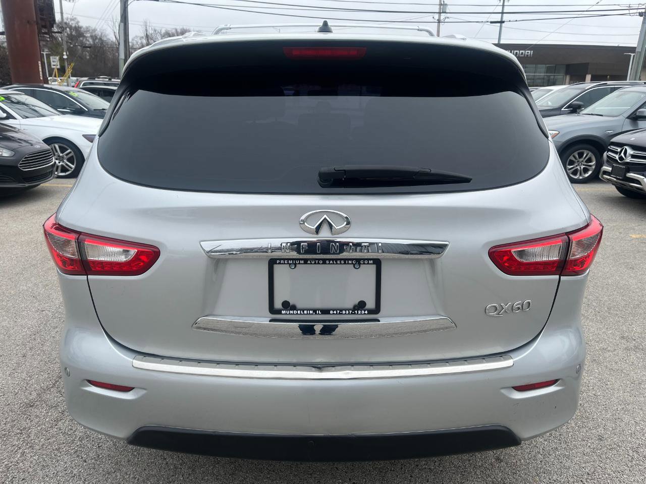 Used 2014 INFINITI QX60 AWD w/ Premium Plus Package image 4
