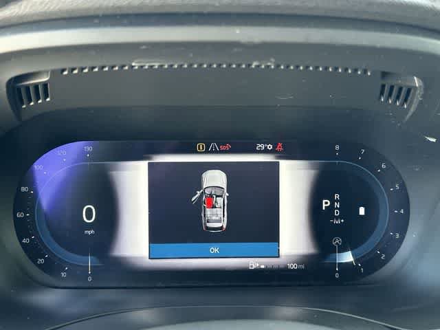 Used 2023 Volvo XC60 B5 Plus w/ Climate Package AWD/4WD image 6
