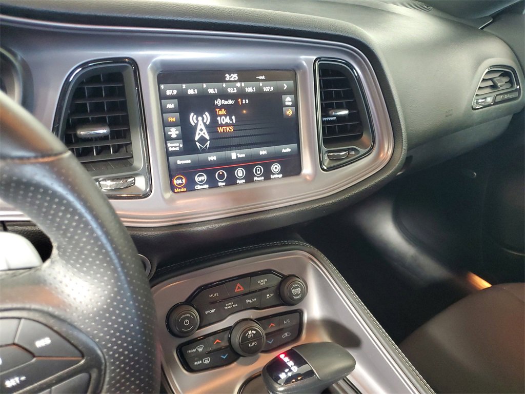 Used 2023 Dodge Challenger R/T w/ Blacktop Package image 17