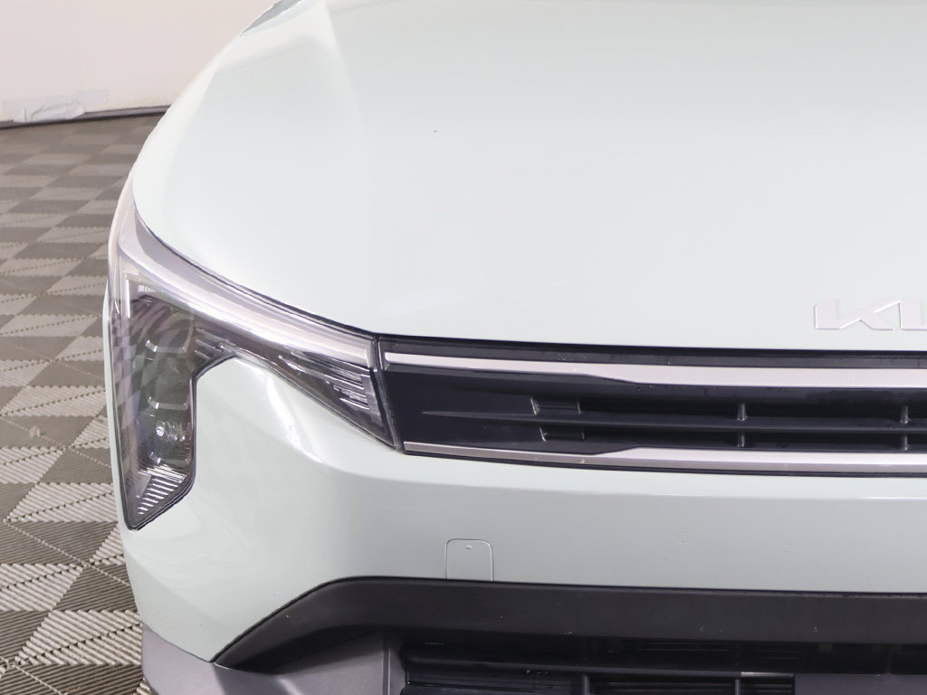 Used 2025 Kia K4 FWD image 12