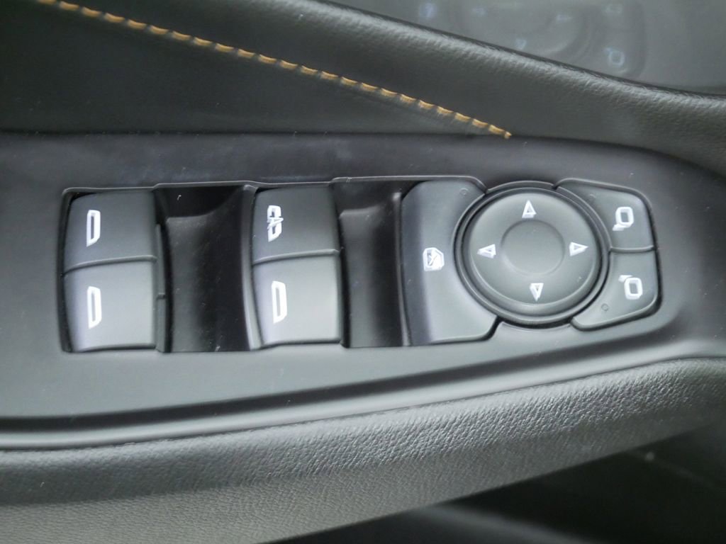 Used 2019 Chevrolet Traverse LT w/ LT Premium Package AWD/4WD image 21