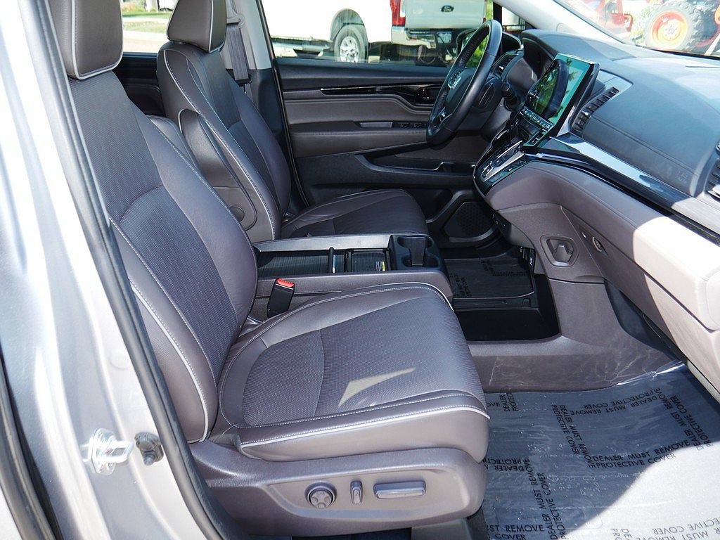 Used 2024 Honda Odyssey Elite image 65