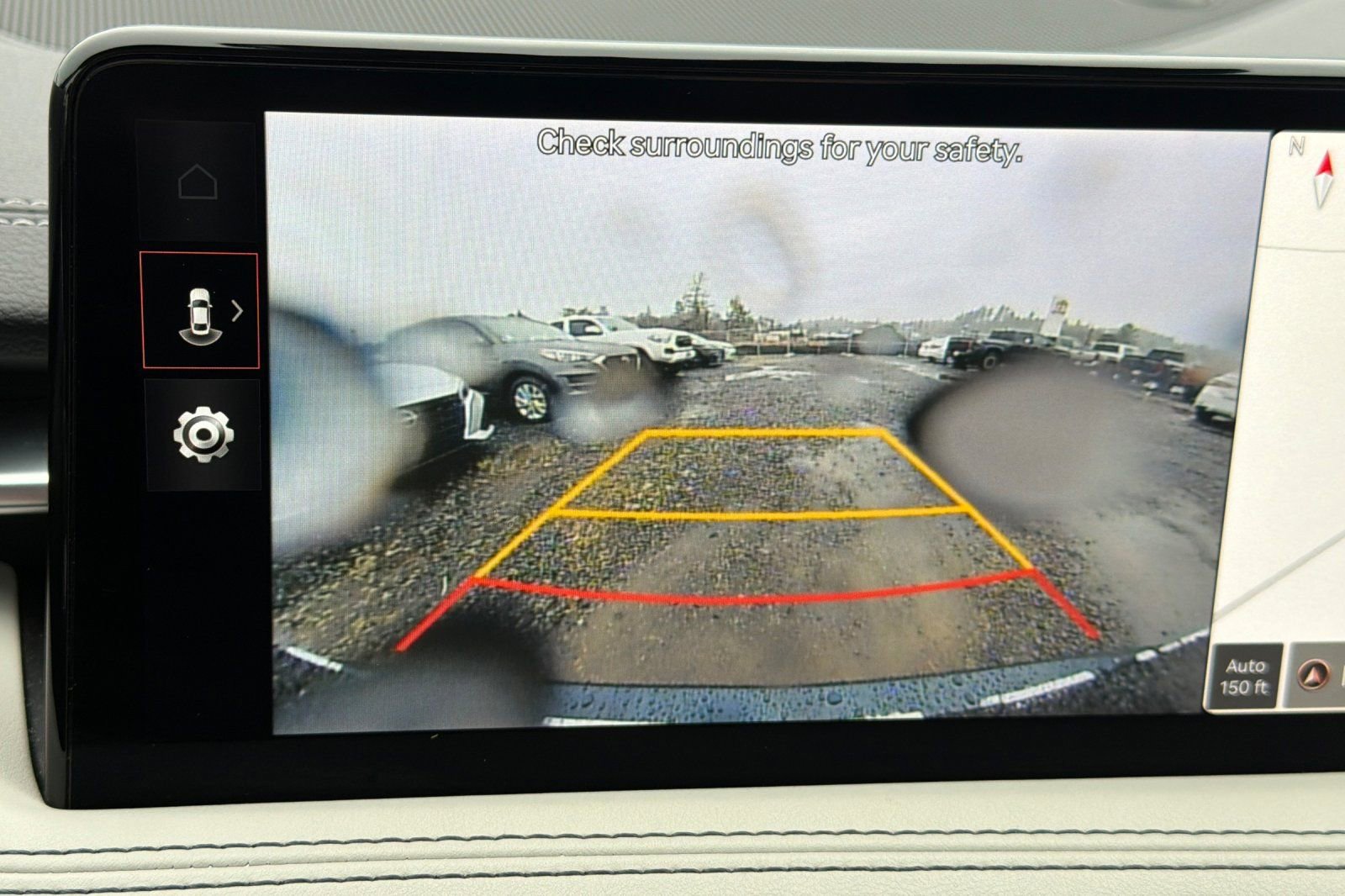 Used 2025 Genesis G70 2.5T image 15