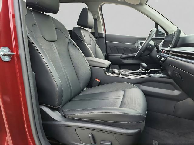 Certified 2025 Kia Sorento SX AWD/4WD image 26