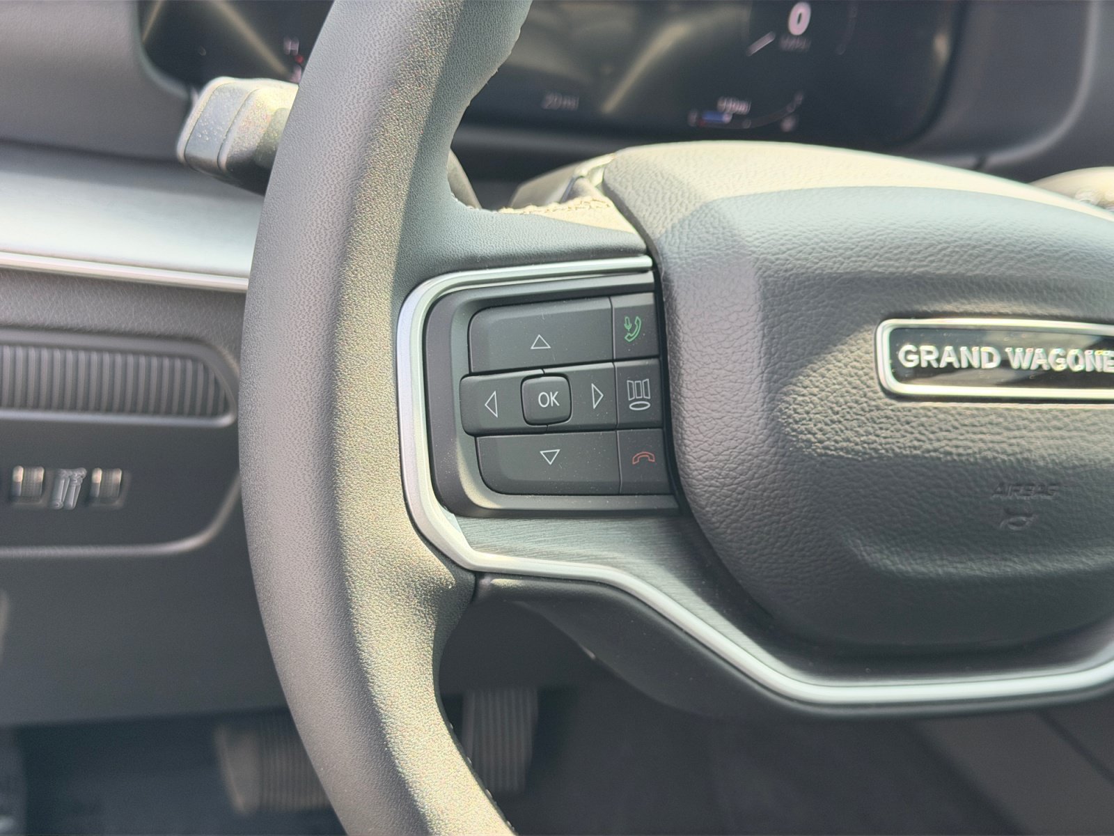 New 2026 Jeep Grand Wagoneer L Limited AWD/4WD image 28