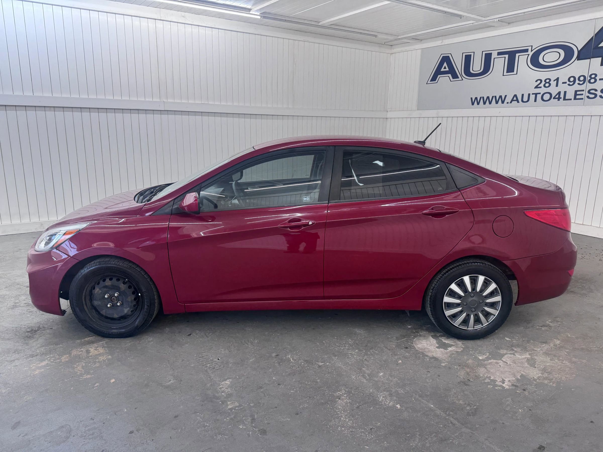Used 2016 Hyundai Accent SE image 8
