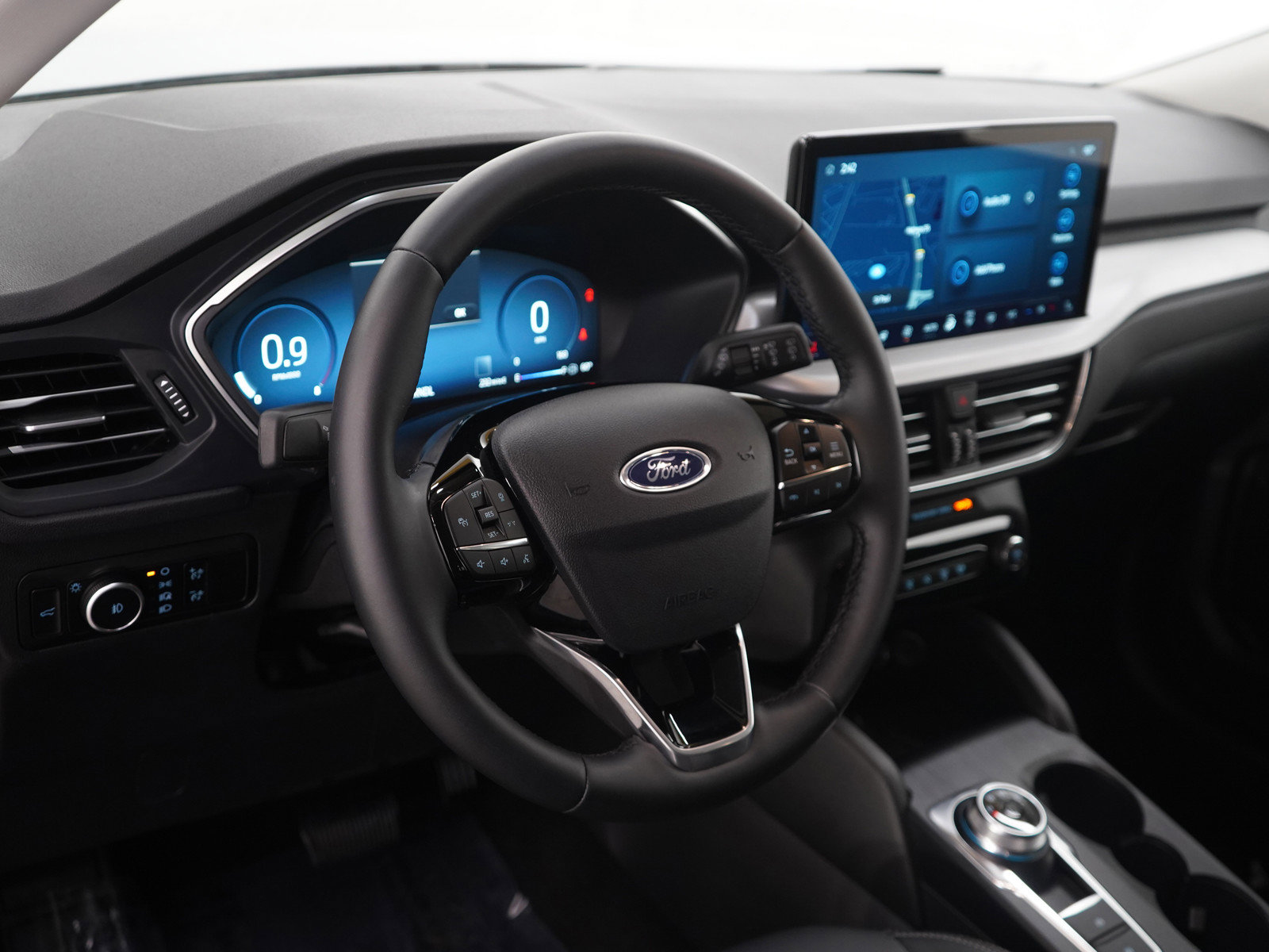 Used 2025 Ford Escape Platinum image 21