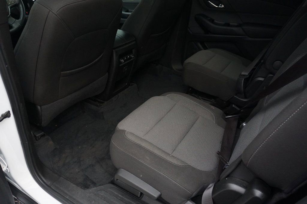 Certified 2023 Chevrolet Traverse LT w/ LPO, Floor Liner Package image 27