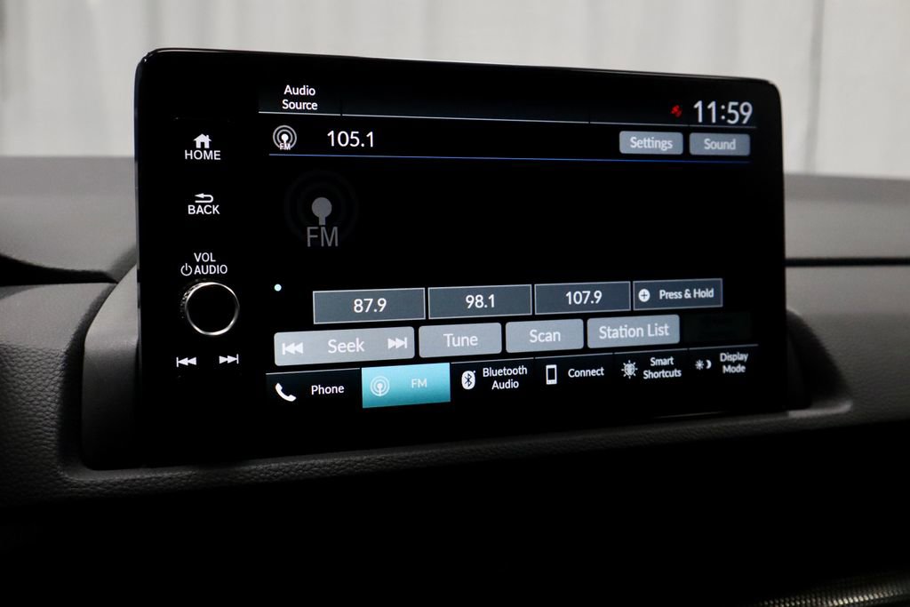 Used 2025 Honda CR-V Sport-L image 3