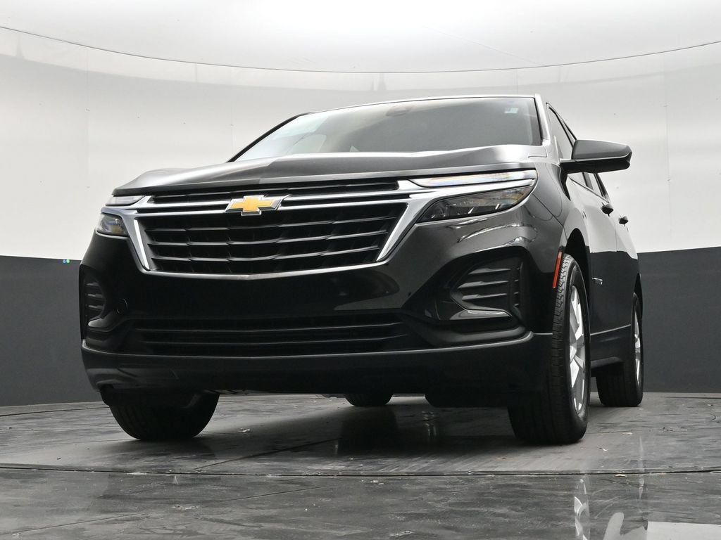 Used 2024 Chevrolet Equinox LS w/ Driver Confidence II Package FWD image 27