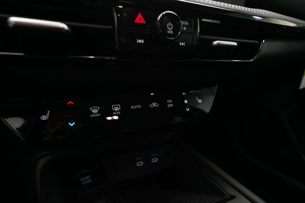 Certified 2026 Nissan Kicks SR w/ Cold Weather Package image 20