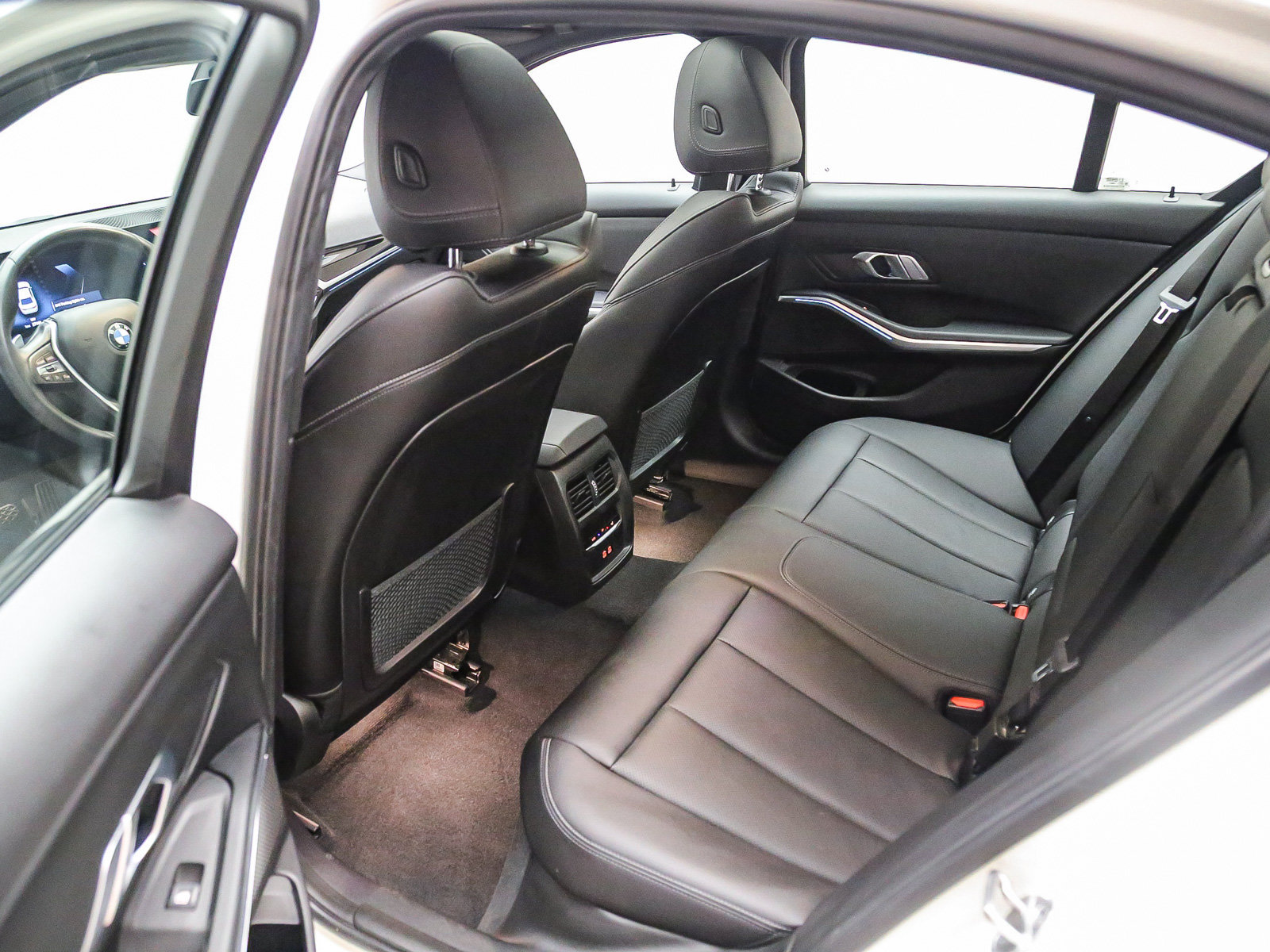 Certified 2023 BMW 330i Sedan w/ Driving Assistance Package RWD image 20