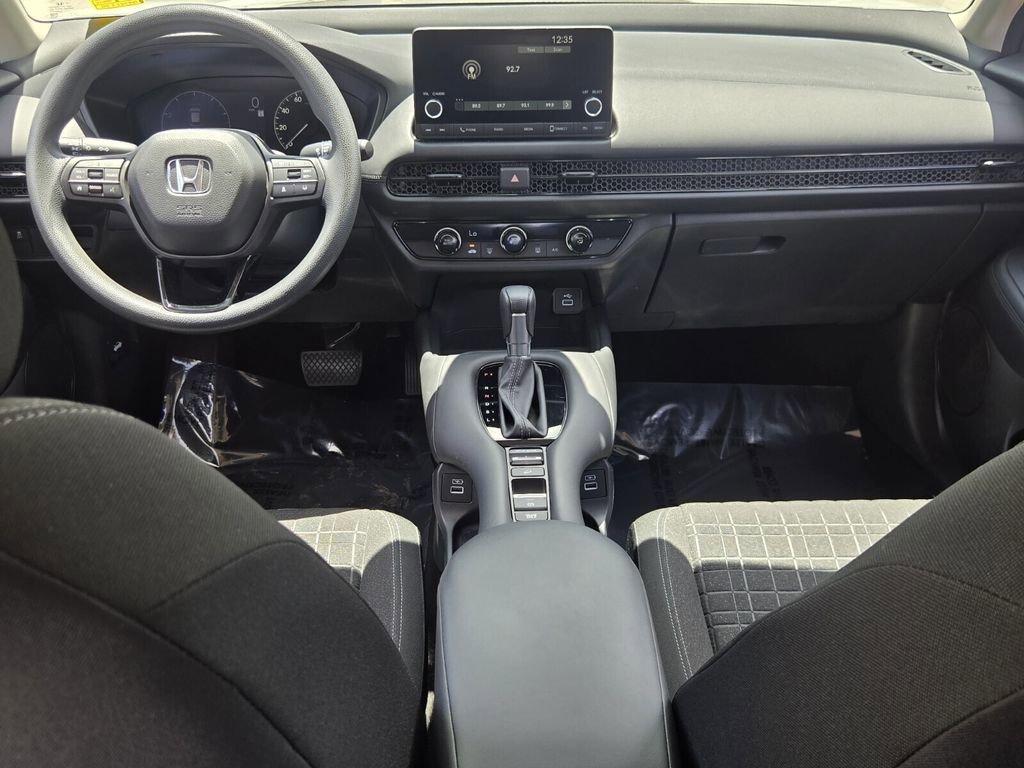Certified 2023 Honda HR-V LX image 13
