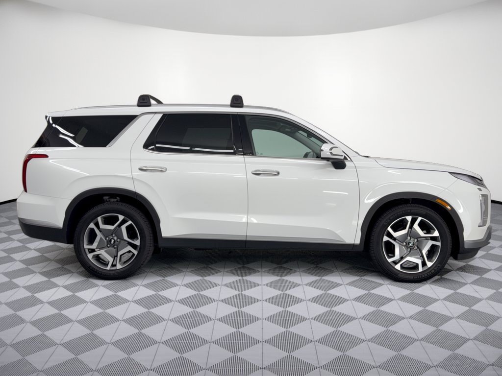 Used 2025 Hyundai Palisade SEL FWD image 8