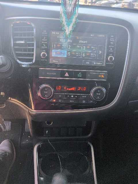 Used 2019 Mitsubishi Outlander ES FWD image 8