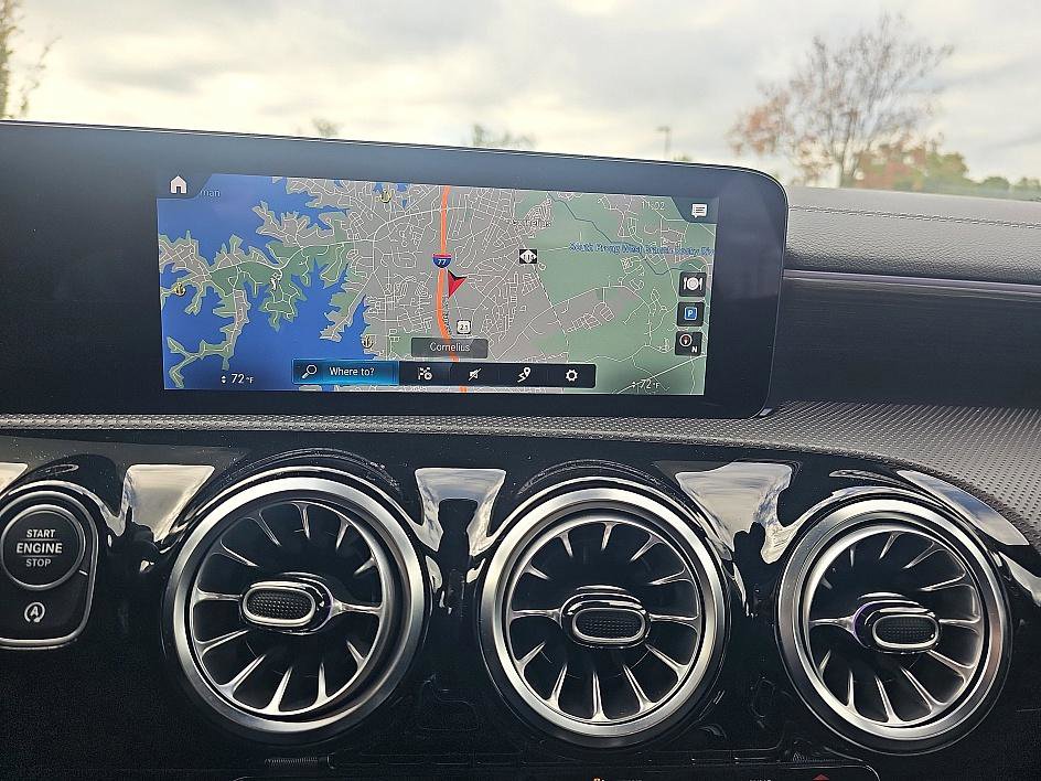 Used 2023 Mercedes-Benz CLA 250 4MATIC image 25