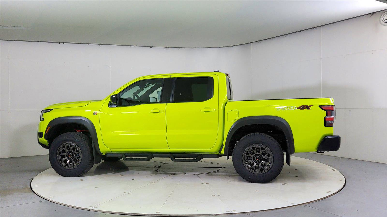 New 2026 Nissan Frontier PRO-4X w/ Pro Premium Package image 4