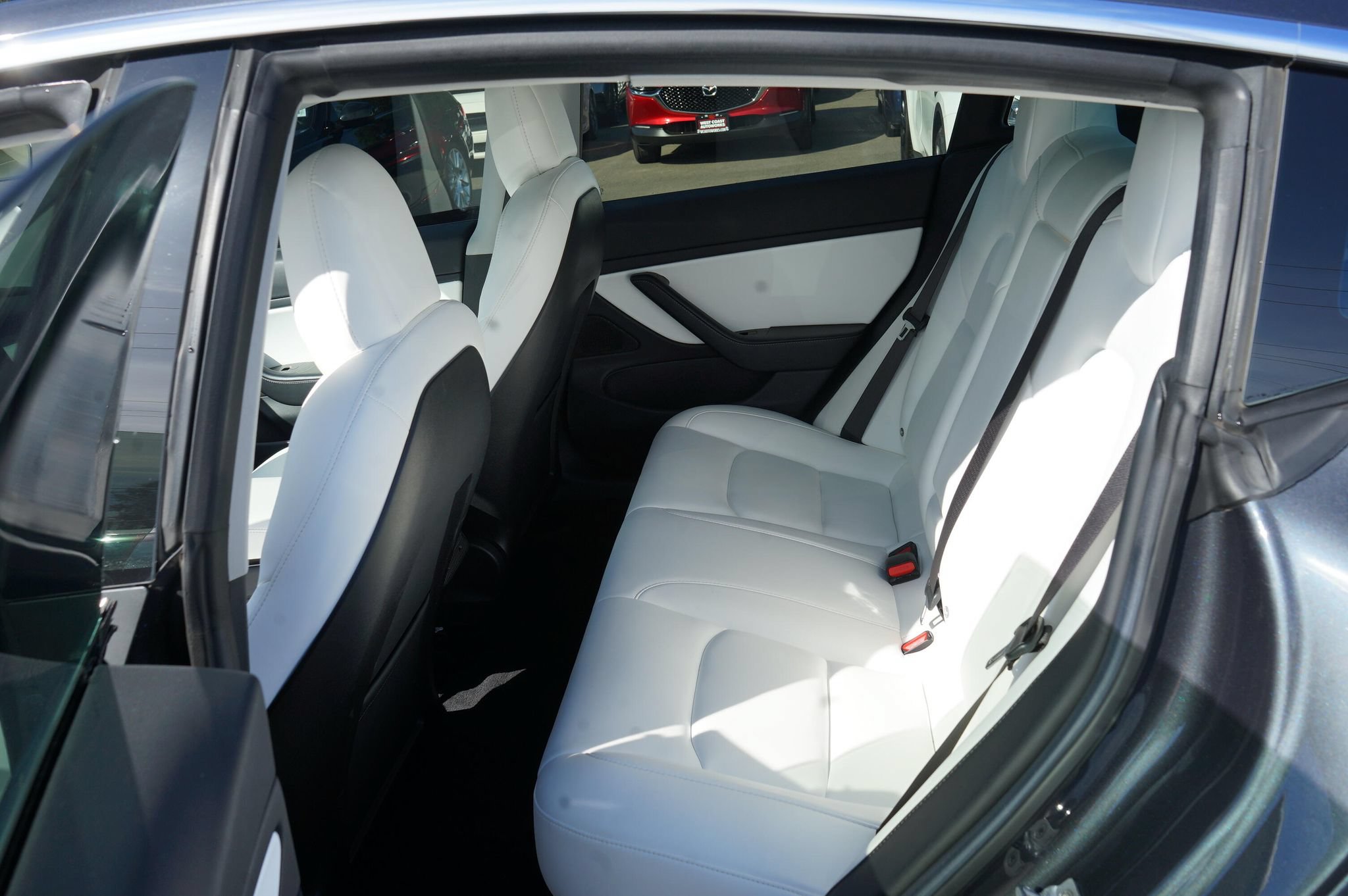 Used 2018 Tesla Model 3 Long Range AWD/4WD image 12