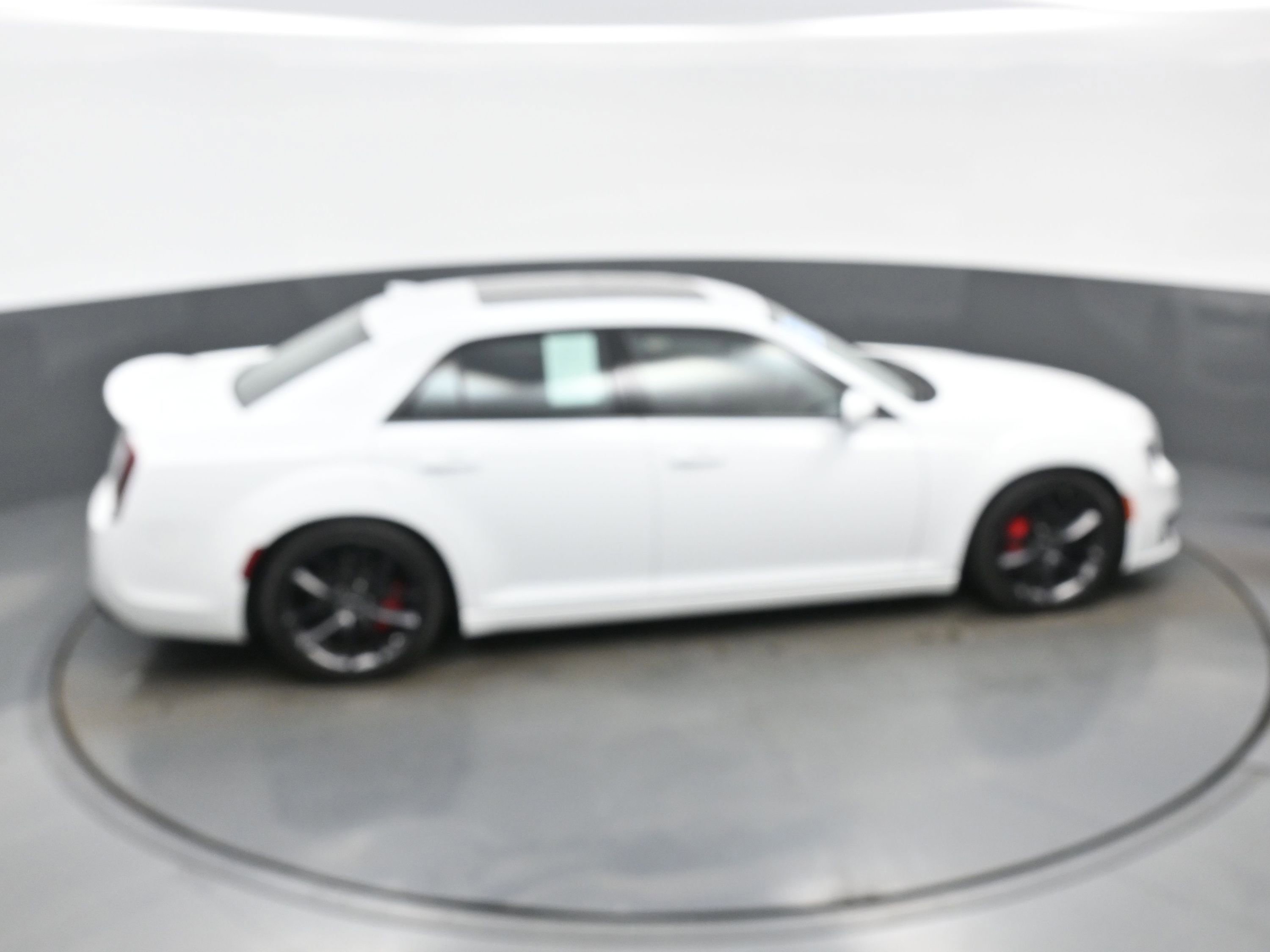 Used 2023 Chrysler 300 C image 38