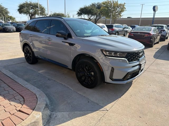 Certified 2023 Kia Sorento SX FWD image 3