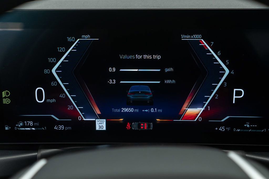 Used 2024 BMW 330e xDrive image 17