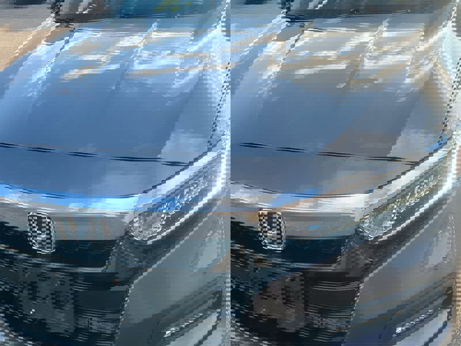 Used 2018 Honda Accord EX-L image 11