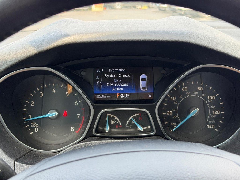 Used 2015 Ford Focus Titanium FWD image 19