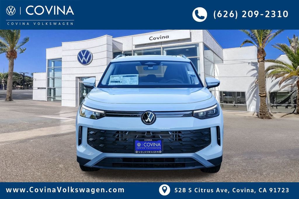New 2026 Volkswagen Tiguan SE image 2