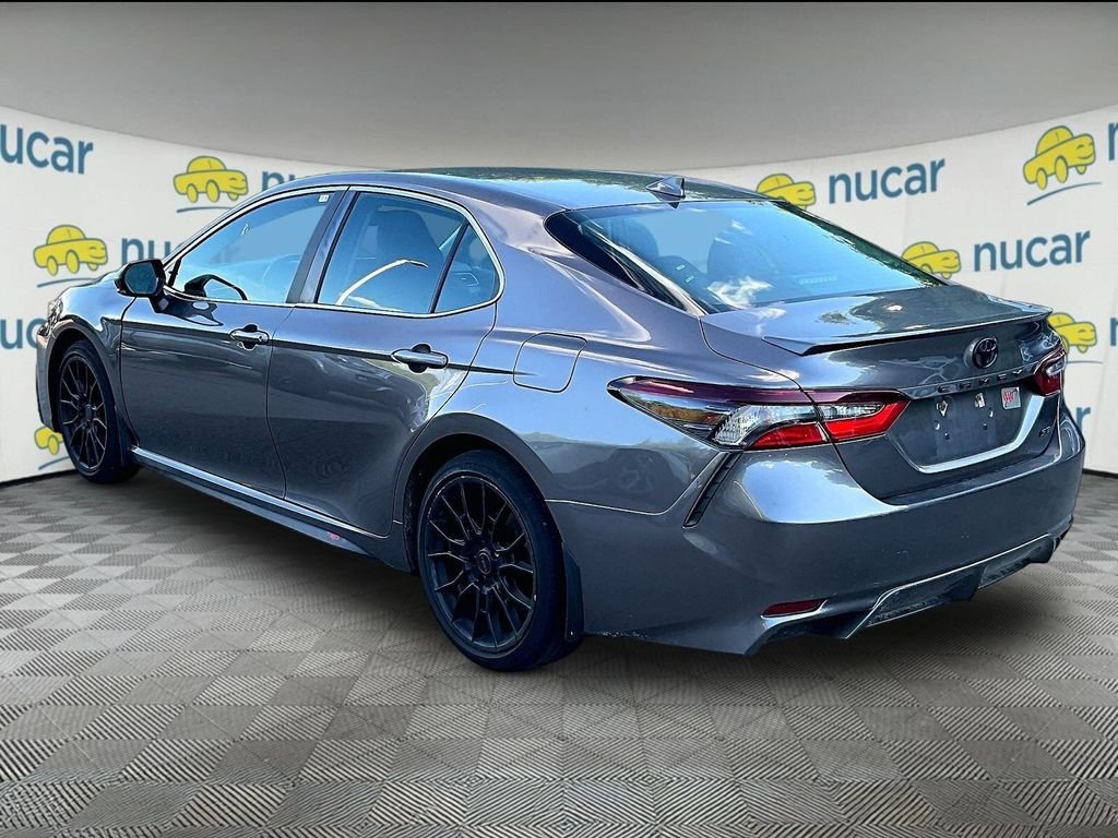 Used 2021 Toyota Camry SE w/ TRD Appearance Package (TMS) FWD image 5