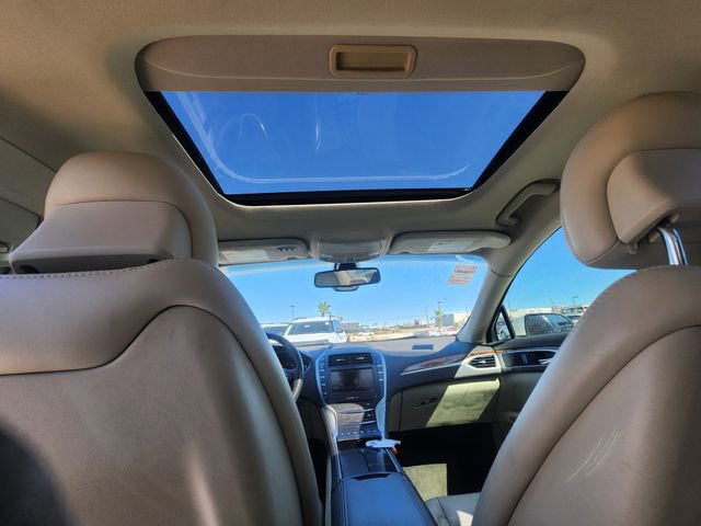 Used 2013 Lincoln MKZ Reserve image 21