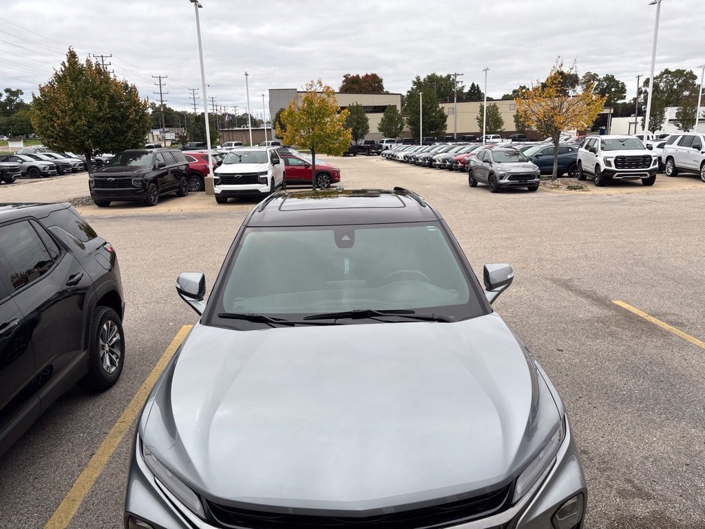 Used 2023 Chevrolet Blazer RS w/ Driver Confidence II Package AWD/4WD image 8