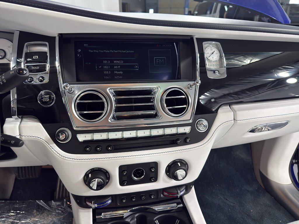 Used 2019 Rolls-Royce Ghost image 16