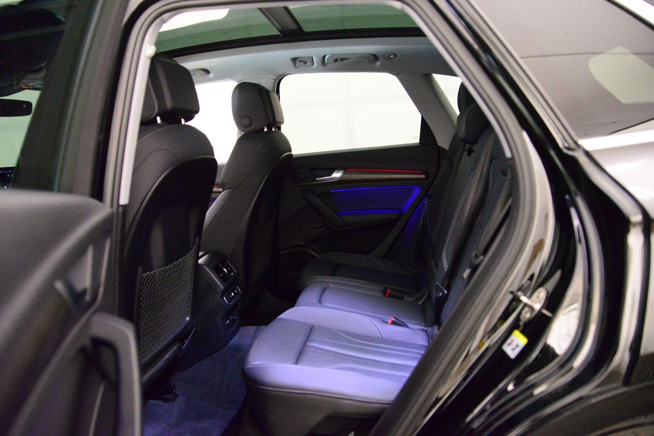 Certified 2025 Audi Q5 e Premium Plus image 13