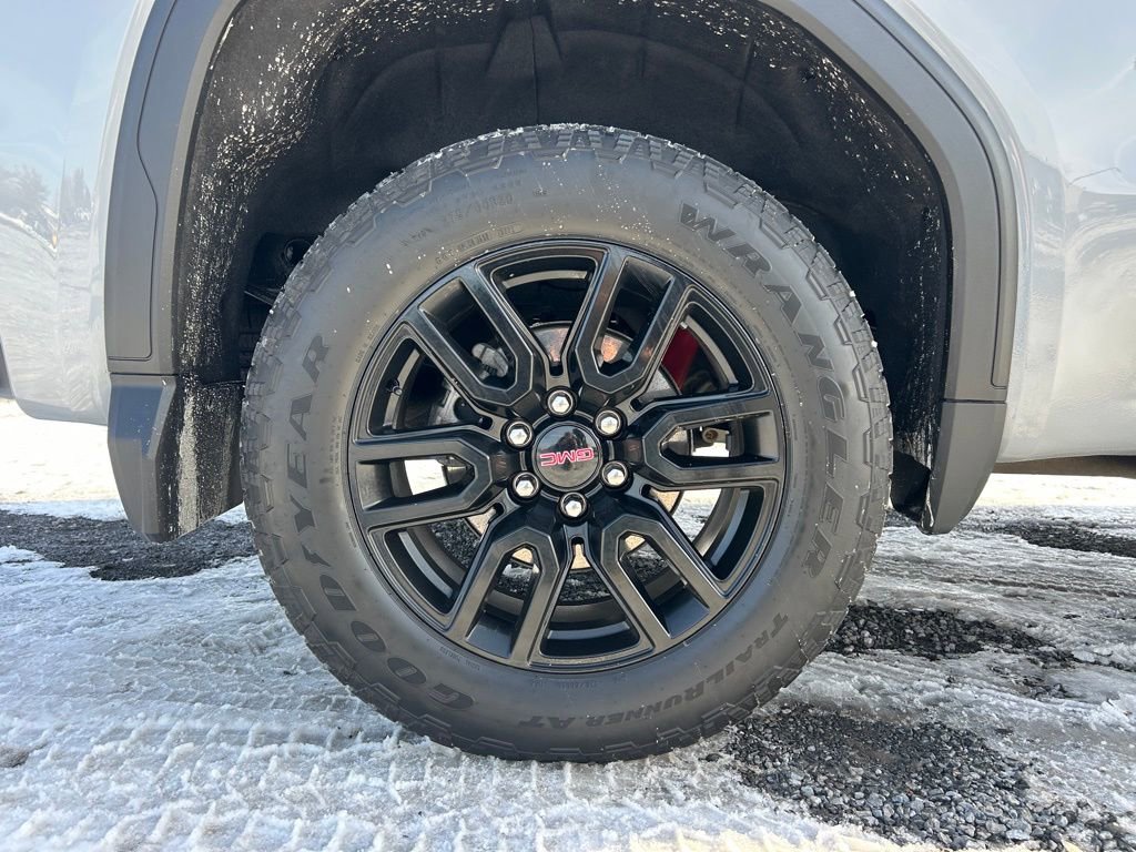 Used 2024 GMC Sierra 1500 Elevation image 9