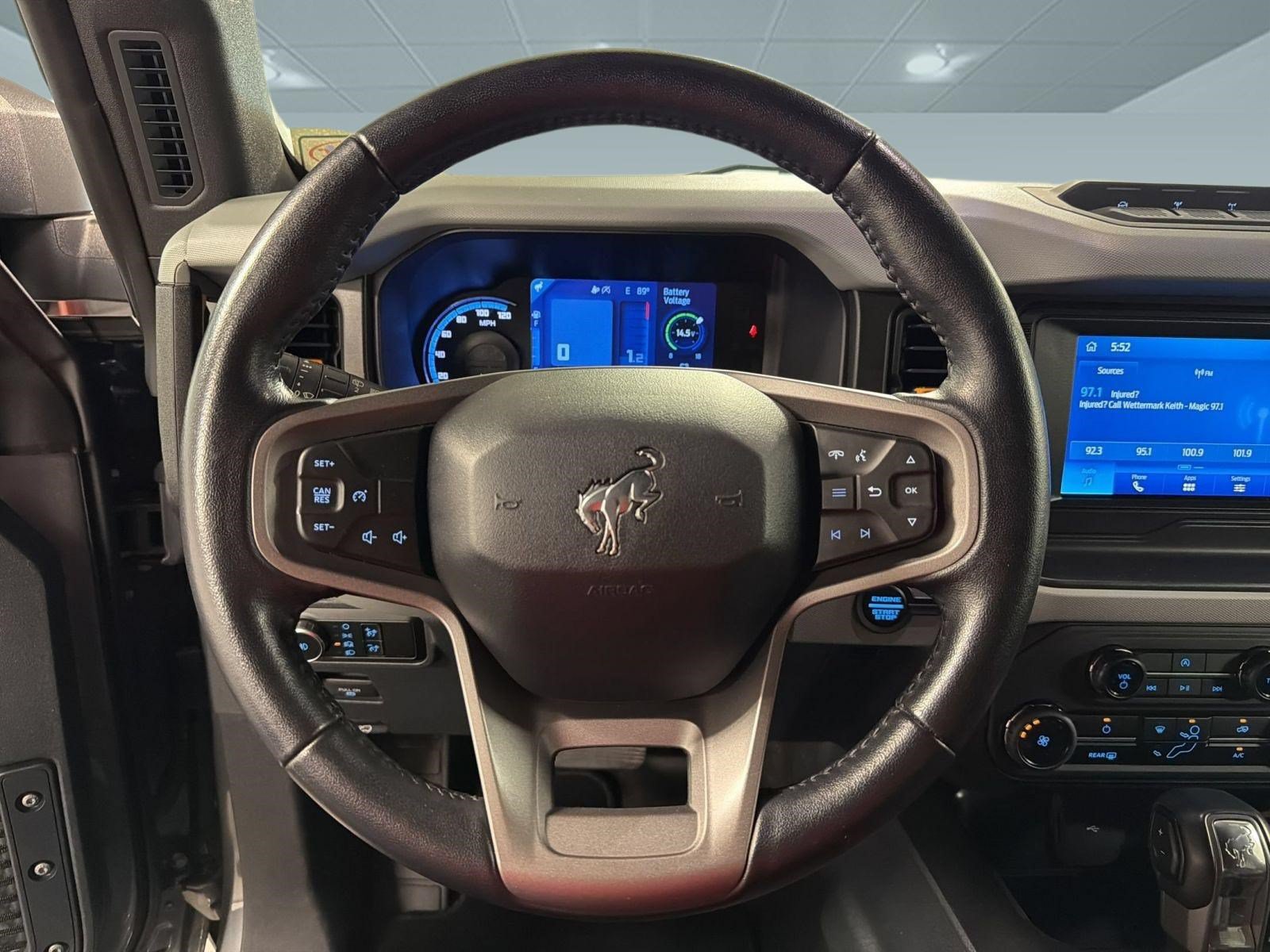 Used 2023 Ford Bronco Badlands AWD/4WD image 10