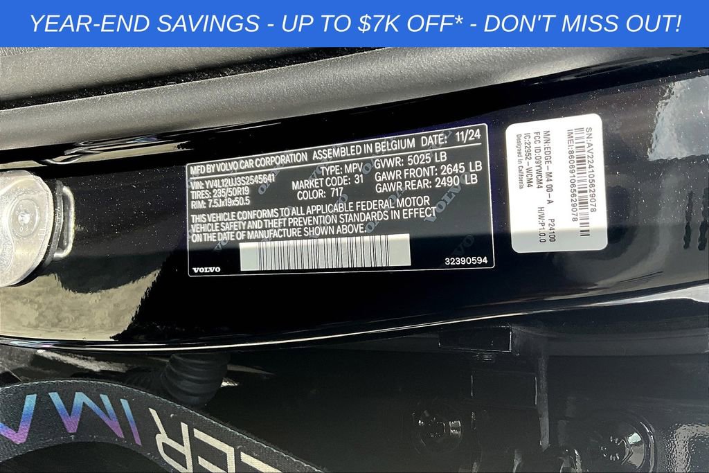 Used 2025 Volvo XC40 B5 Core w/ Protection Package Premier image 27