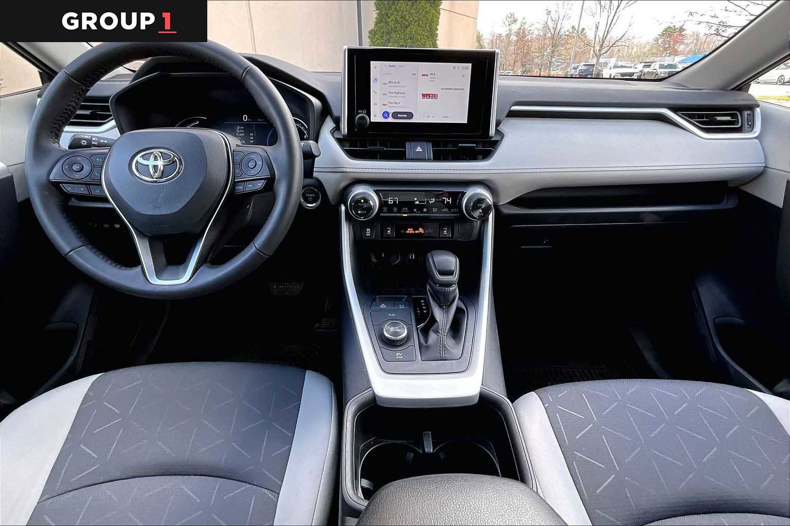 Used 2025 Toyota RAV4 XLE w/ Weather Package AWD/4WD image 15