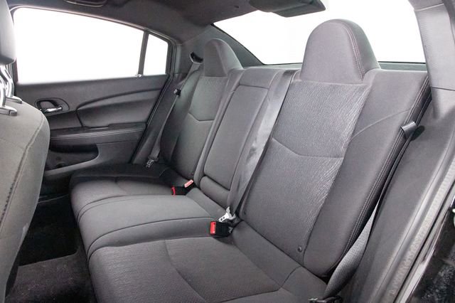 Used 2011 Chrysler 200 Limited FWD image 29