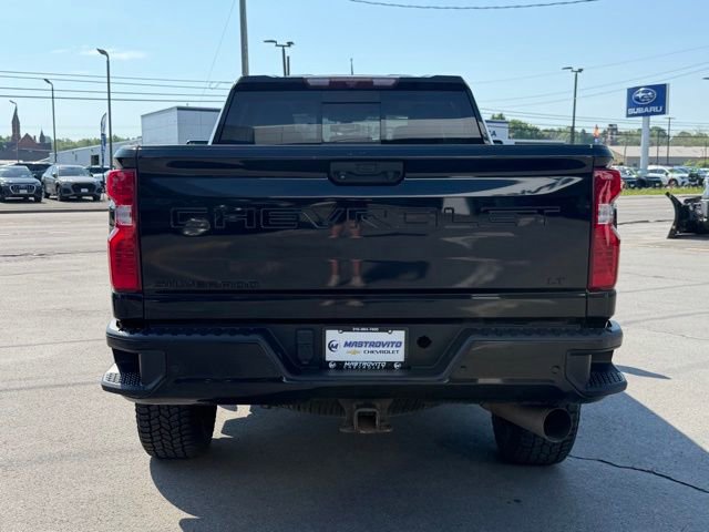 Used 2021 Chevrolet Silverado 2500 LT w/ Midnight Edition AWD/4WD image 6