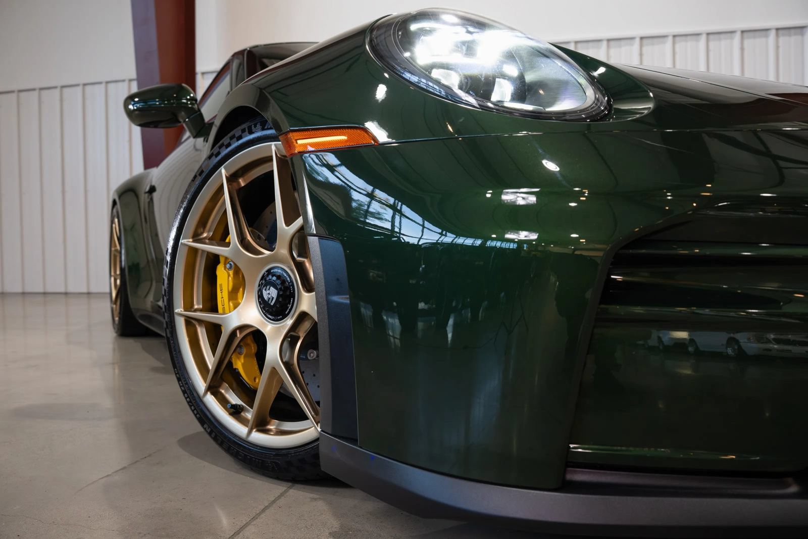 Used 2025 Porsche 911 GT3 RWD image 22