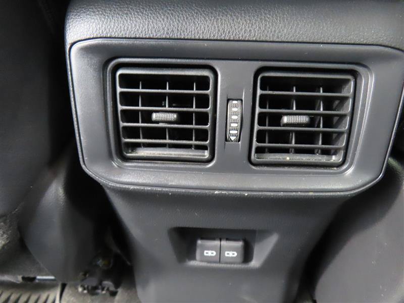 Used 2023 Toyota RAV4 XSE AWD/4WD image 28