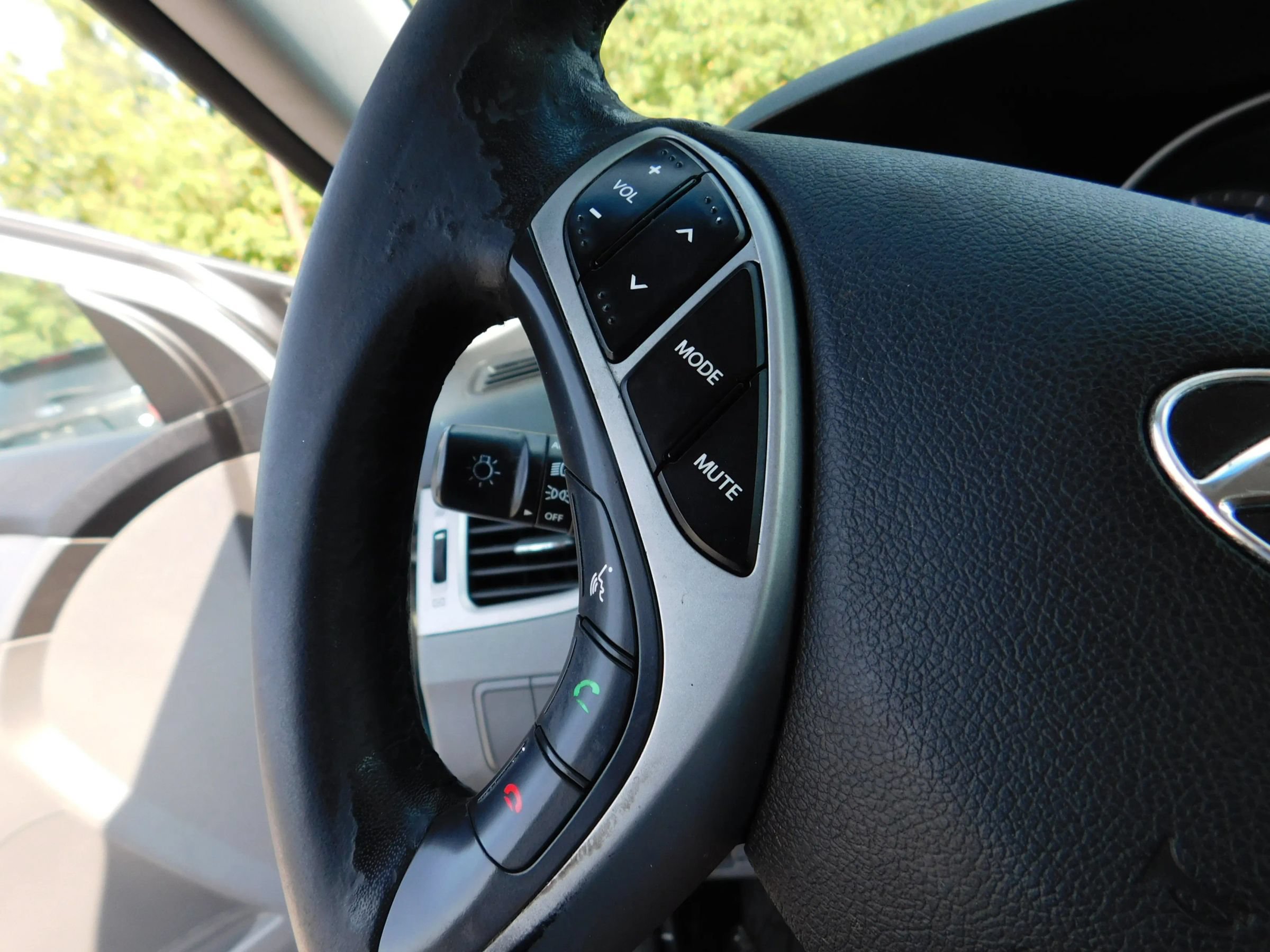 Used 2011 Hyundai Elantra Limited w/ Premium Pkg 5 FWD image 21
