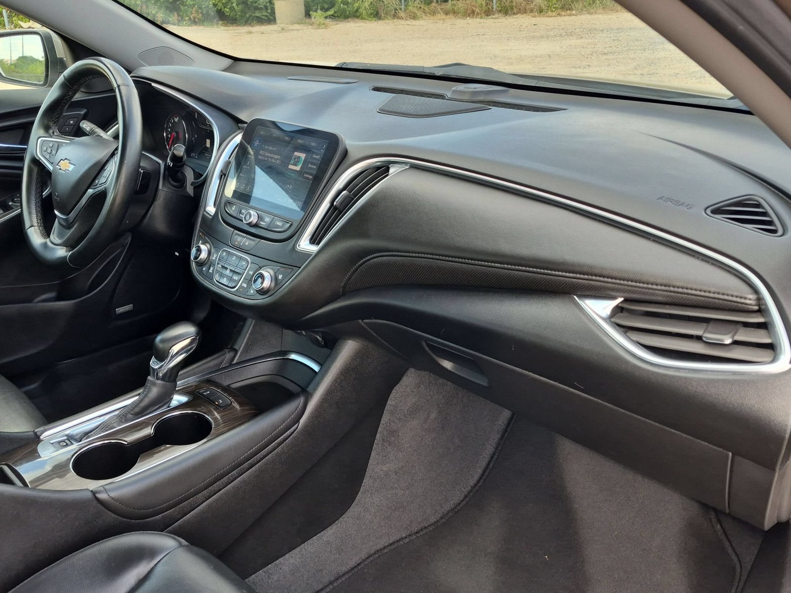 Used 2024 Chevrolet Malibu LT FWD image 31