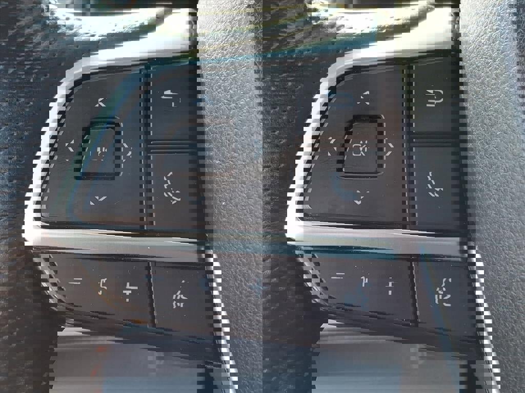 Used 2022 Toyota Sienna XSE image 23