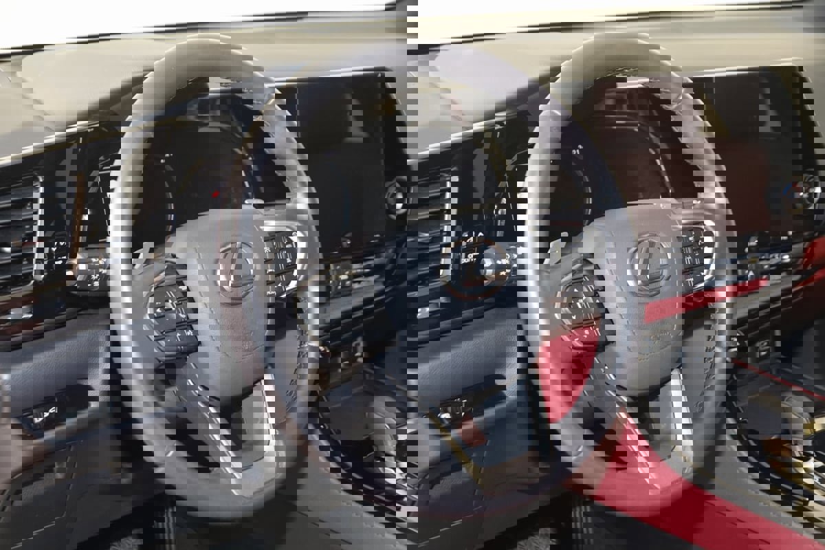 Used 2024 Lexus NX 350 AWD image 6