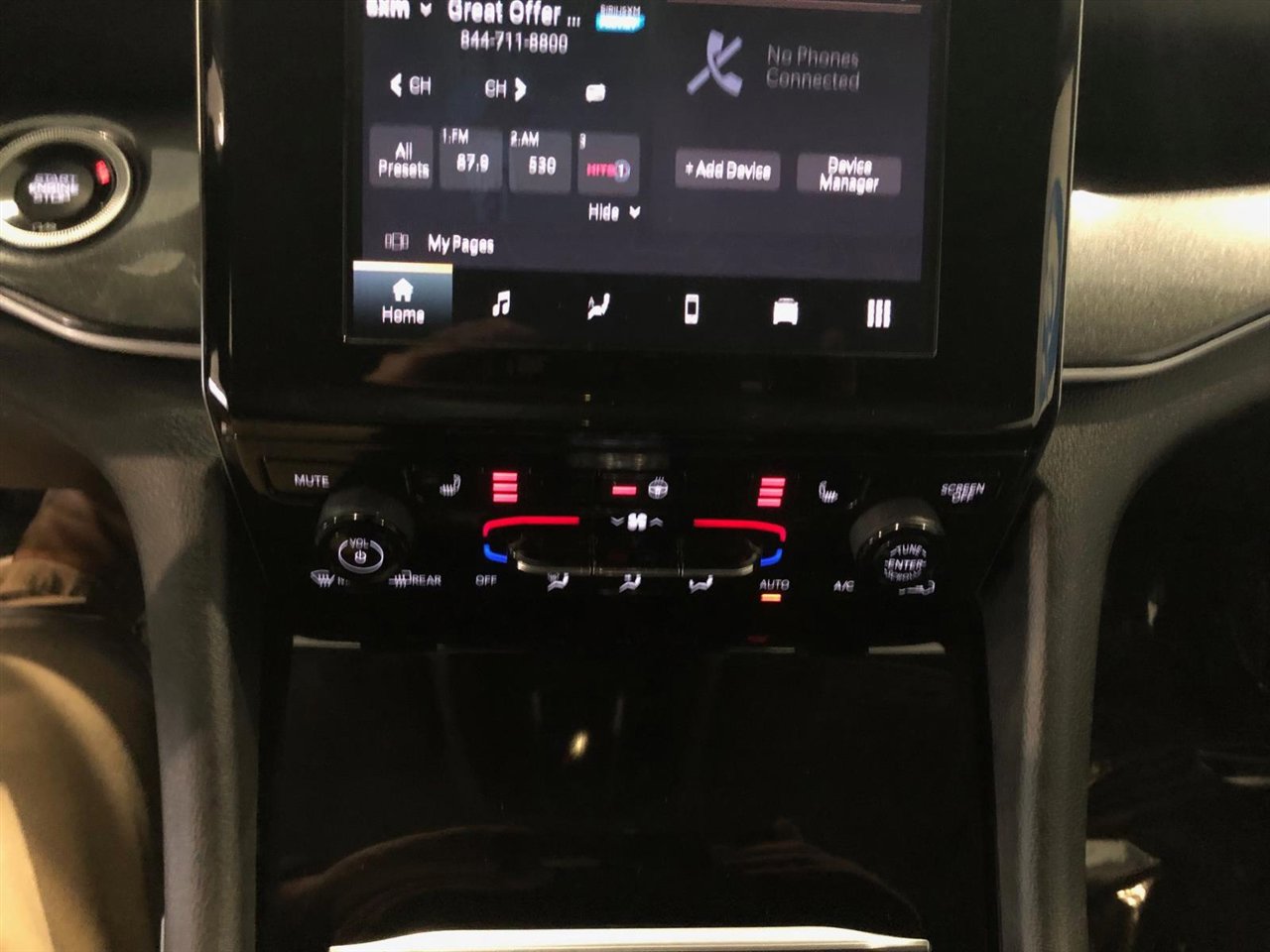 Used 2021 Jeep Grand Cherokee L Laredo w/ Luxury Tech Group I image 21